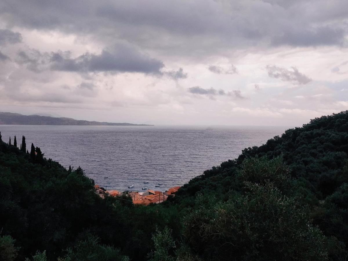 Kaminaki Seaview Apartments Katavolos Экстерьер фото